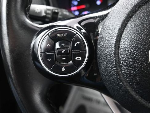 Used 2022 Kia Soul GT-Line FWD image 29