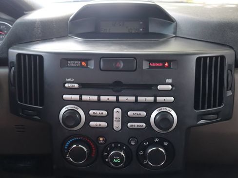 Used 2008 Mitsubishi Endeavor LS AWD/4WD image 32