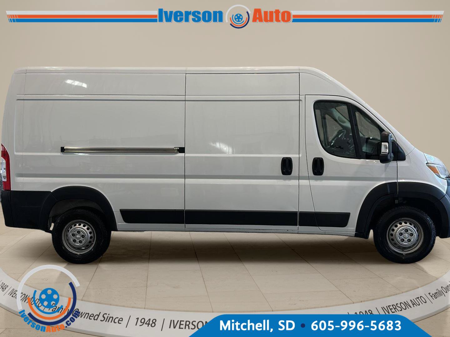 Used 2025 RAM ProMaster 2500 w/ Convenience Group FWD image 8