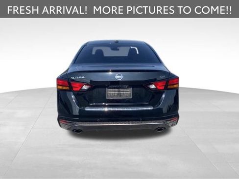 Used 2021 Nissan Altima 2.5 SR w/ SR Premium Package FWD image 6