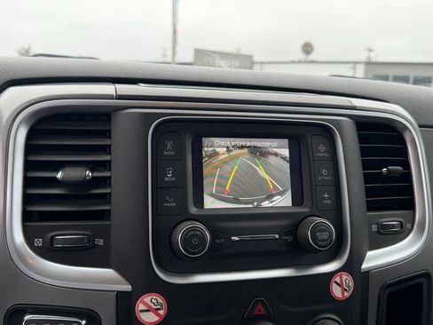 Used 2024 RAM 1500 Classic SLT image 23