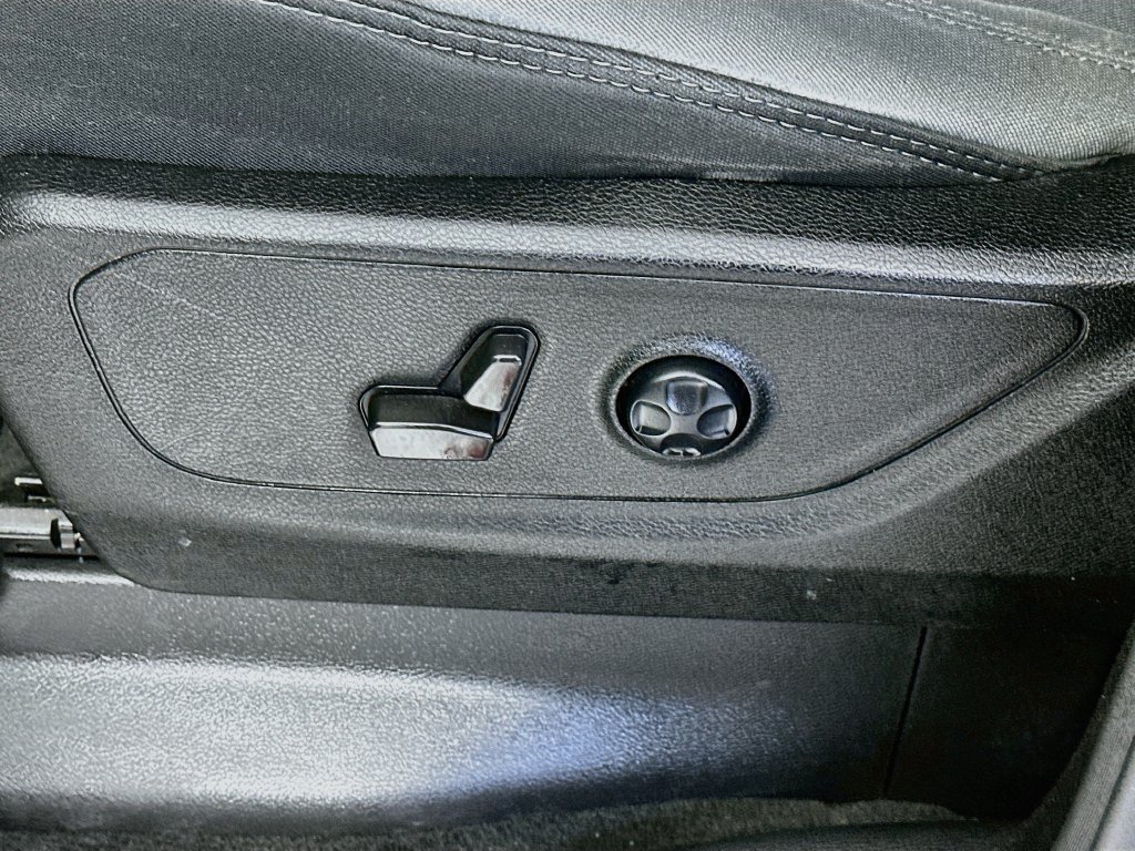 Used 2021 RAM 1500 Big Horn AWD/4WD image 22