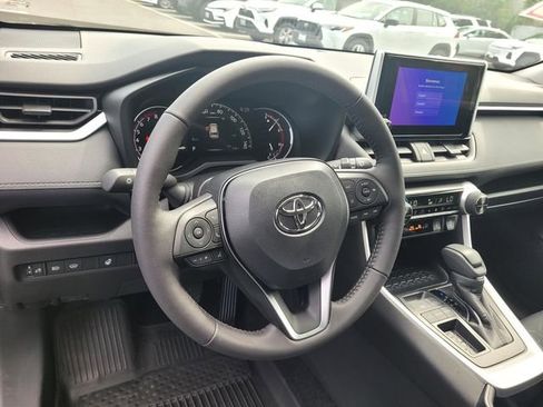 Certified 2025 Toyota RAV4 XLE w/ Convenience Package FWD image 10
