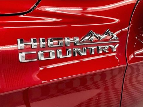 Used 2021 Chevrolet Tahoe High Country w/ Premium Package image 34