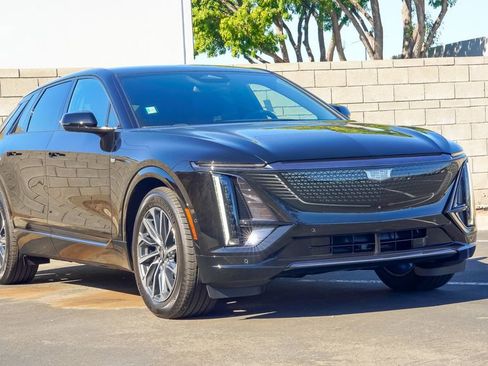 New 2026 Cadillac Lyriq Sport RWD image 5