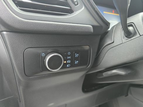 Certified 2025 Ford Escape ST-Line AWD/4WD image 18