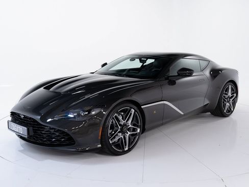 Used 2020 Aston Martin DBS Zagato image 1