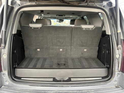 Used 2019 Chevrolet Tahoe LT image 17