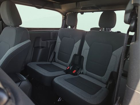 Used 2023 Ford Bronco 2-Door w/ Sasquatch Package AWD/4WD image 11