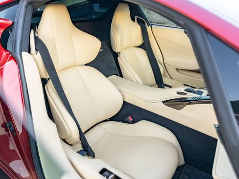 Used 2012 Lexus LFA RWD image 15