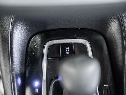 Used 2024 Toyota Corolla LE image 19