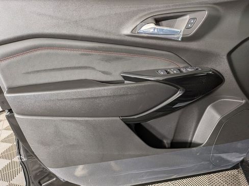New 2026 Chevrolet Trax RS w/ Sunroof Package FWD image 14