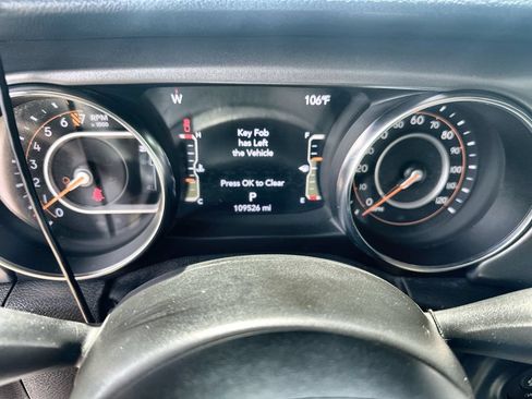 Used 2021 Jeep Gladiator Sport AWD/4WD image 12