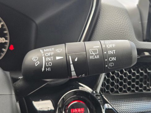 Used 2025 Honda CR-V EX-L image 25