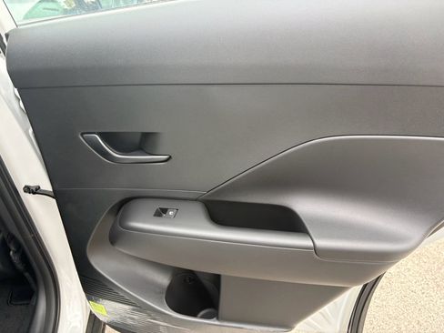 New 2026 Hyundai Kona SE FWD image 22