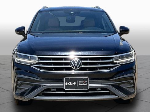 Used 2023 Volkswagen Tiguan SE FWD image 6