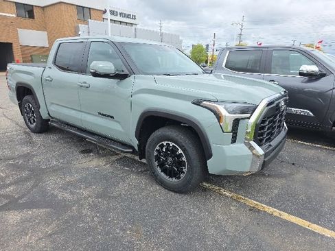 New 2026 Toyota Tundra SR5 AWD/4WD image 3