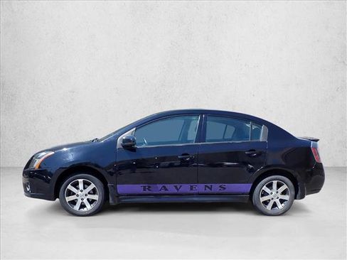 Used 2011 Nissan Sentra 2.0 SR w/ Special Edition Pkg FWD image 7