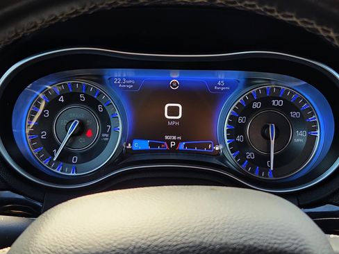 Used 2021 Chrysler 300 S RWD image 10