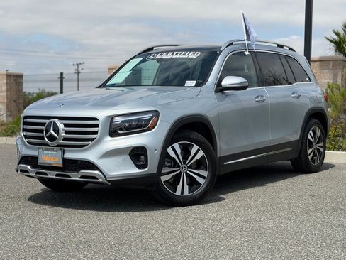 Used 2026 Mercedes-Benz GLB 250 4MATIC image 2