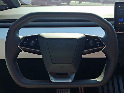 Used 2024 Tesla Cybertruck AWD Crew Cab image 17