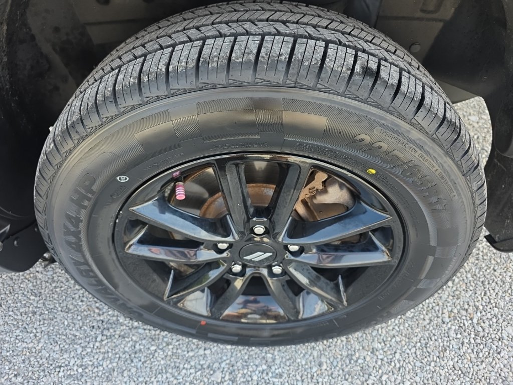 Used 2020 Dodge Journey SE w/ SE Popular Equipment Group FWD image 26