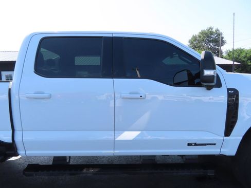 Used 2025 Ford F250 XLT w/ Black Appearance Package AWD/4WD image 20