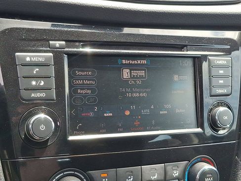 Used 2020 Nissan Rogue S AWD/4WD image 16