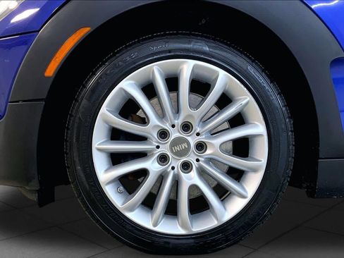 Used 2019 MINI Cooper Clubman S w/ Starlight Blue Edition FWD image 10