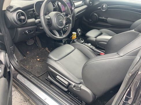 Used 2023 MINI Cooper S image 3