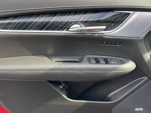 Certified 2024 Cadillac XT6 Premium Luxury image 16