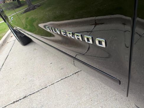 Used 2018 Chevrolet Silverado 1500 LT w/ All Star Edition AWD/4WD image 25