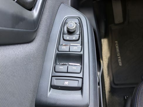 Used 2026 Subaru Forester Premium AWD/4WD image 22
