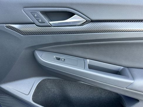 Used 2023 Volkswagen Golf 20th Anniversary Edition image 18