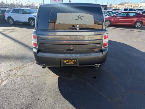 Used 2017 Ford Flex SE FWD image 4