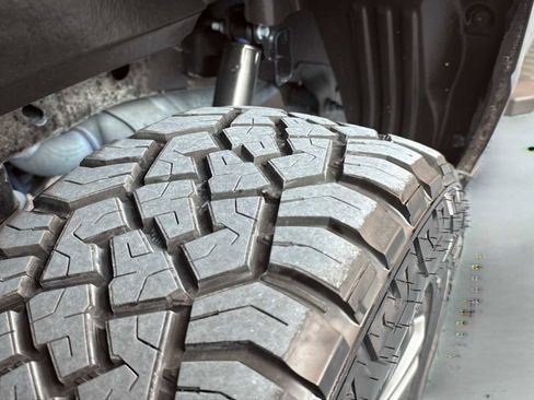 Used 2022 Ford F150 Lariat w/ Equipment Group 502A High image 34