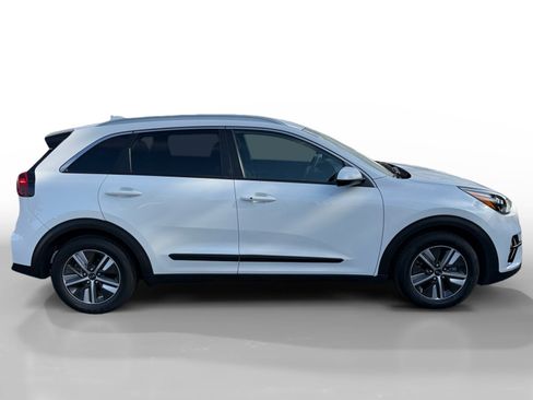 Used 2020 Kia Niro LXS image 6