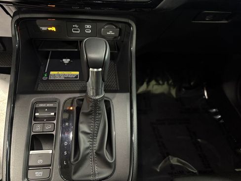 Used 2025 Honda CR-V EX-L image 15