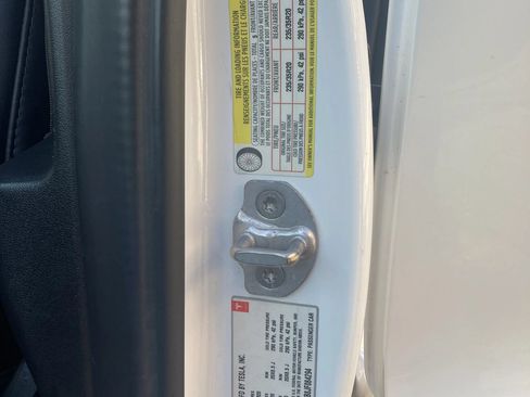 Used 2018 Tesla Model 3 Long Range AWD/4WD image 27