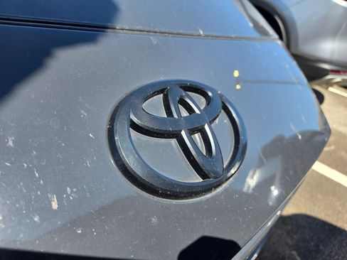Used 2025 Toyota Camry SE w/ Convenience Package FWD image 2