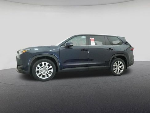 New 2026 Toyota Grand Highlander Limited image 18