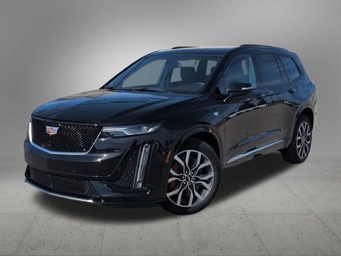 Used 2023 Cadillac XT6 Sport image 1