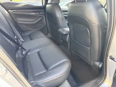 Used 2019 MAZDA MAZDA3 Sedan FWD image 14