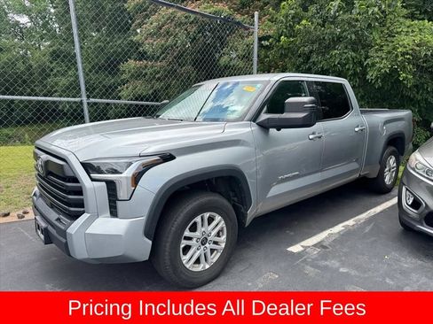 Used 2023 Toyota Tundra SR5 w/ SR5 Premium Package AWD/4WD image 9