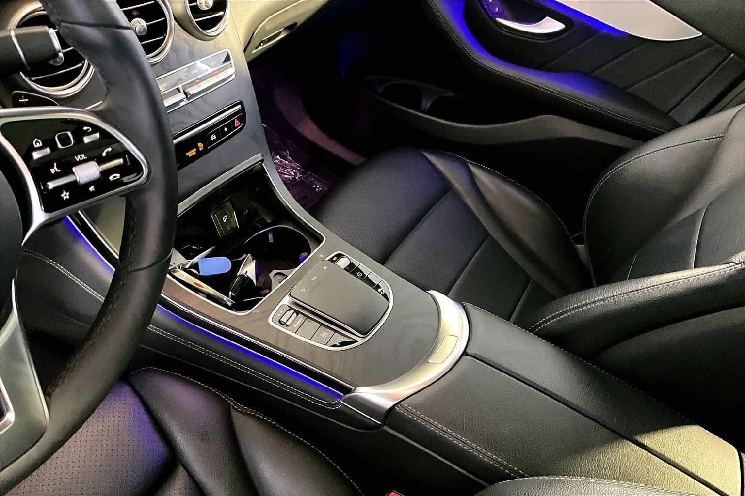 Used 2020 Mercedes-Benz GLC 300 4MATIC image 17