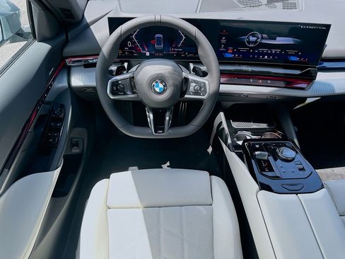 New 2027 BMW 530i RWD image 17