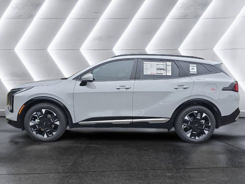 New 2026 Kia Sportage SX image 2