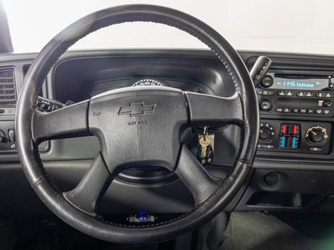 Used 2005 Chevrolet Silverado 3500 LS w/ Heavy-Duty Power Package image 26