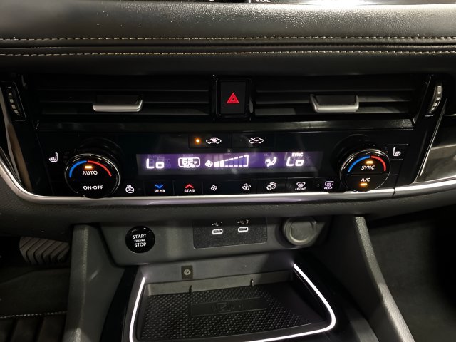 Certified 2024 Nissan Rogue SL w/ SL Premium Package AWD/4WD image 19