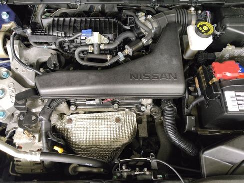 Used 2020 Nissan Rogue SV FWD image 30